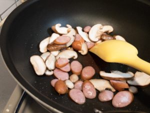ナポリタンなのに椎茸