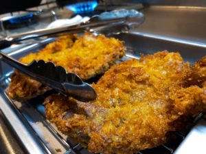 1から作るカツ丼 カツを休ませています