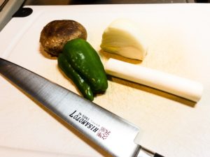 炒飯の具材は冷蔵庫在庫品で…
