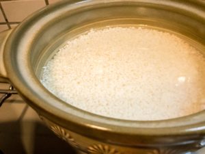 炒飯のライスは土鍋めし